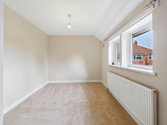 3 bed Semi-Detached for sale Image 9
