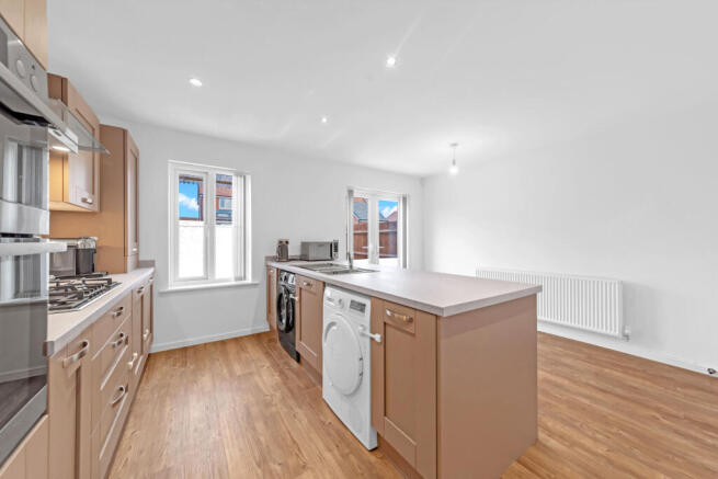 Moseley Crescent, Featherstone photo 4