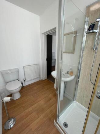 Ensuite.jpg