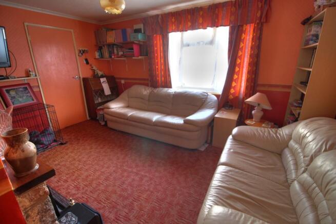 Lounge 2