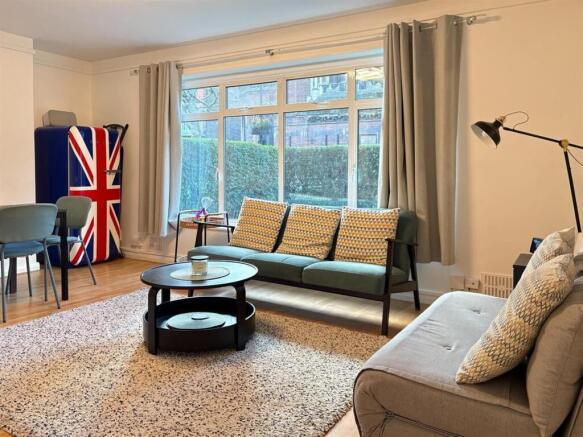 692980d3184f01d7421e3f6d_a02023226c37638d6017927b1