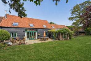 Lower Farm Barn, Brook Street, Kingston Blount, Chinnor OX39 4RZ
