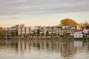9, Magnolia Wharf, Strand-on-the-green, Chiswick, London W4 3NY