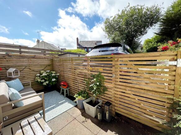 Picture No. 02