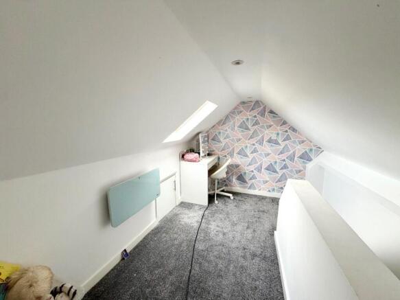 3 bed House for sale Image 6