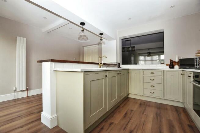 Kitchen / Diner