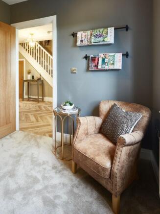 5 bed Detached for sale Image 12