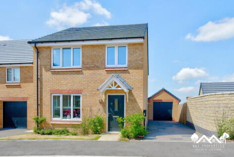 White Clover Avenue, Feniscowles, Blackburn, BB2 5PE