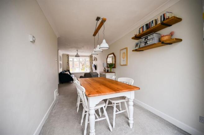 Lounge / Dining Room