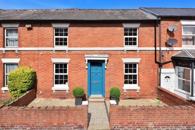 10 Whitehorse Street Hereford (01).jpg