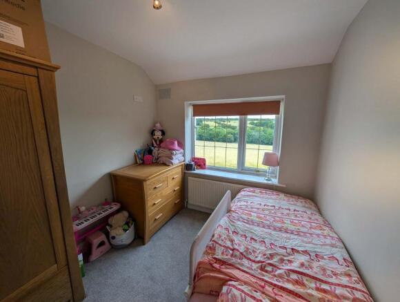 2 bed Terraced for sale Image 8