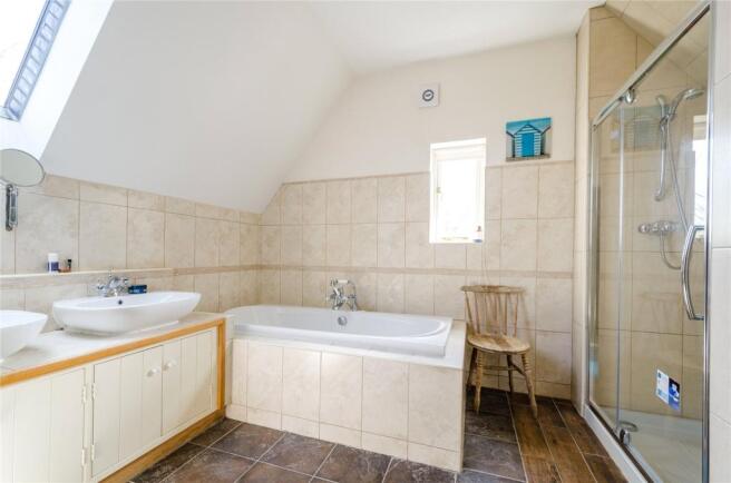 Ensuite Bathroom