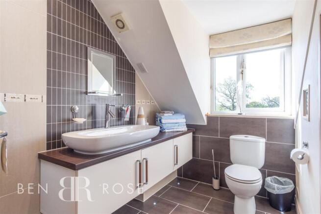 Bedroom Four Ensuite