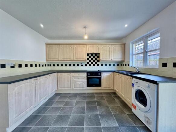 Heron Way, Mayland photo 4