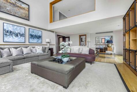 Trevor Square, Knightsbridge / South Kensington