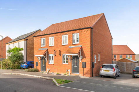 Kestrel Crescent, Witney, Oxfordshire