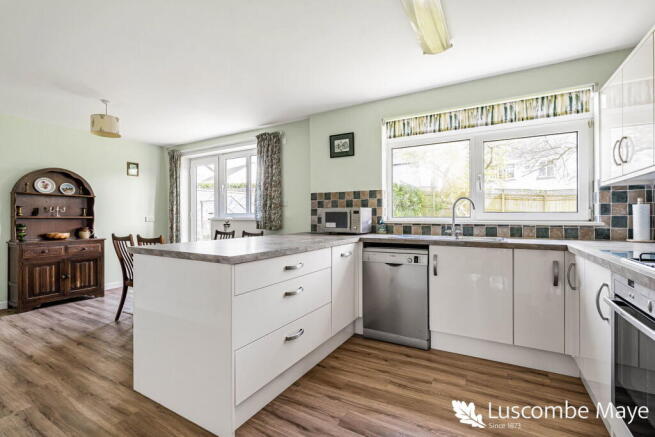 Ploughman Way, Yealmpton, Devon photo 4