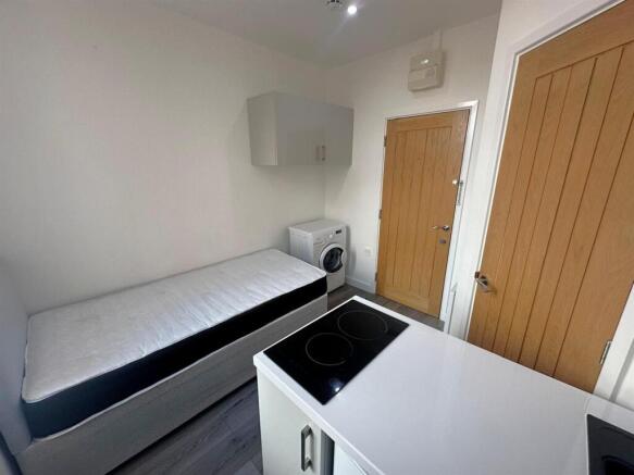 WhatsApp Image 2025-10-24 at 5.00.52 PM (2).jpeg