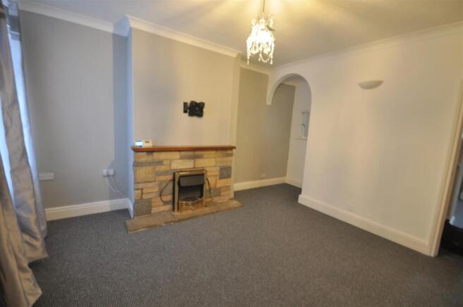 3 bed Terraced to rent Image 9