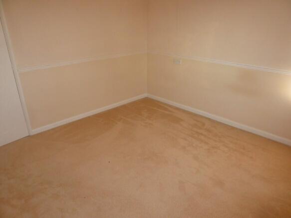 Middle back bedroom