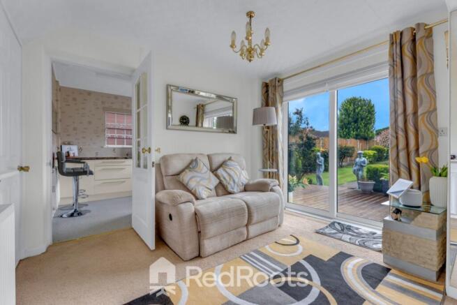 4 bed Detached for sale Image 6