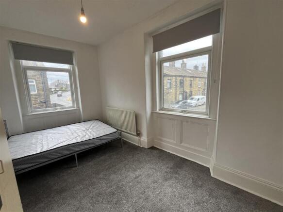 2 bed Terraced for sale Image 9