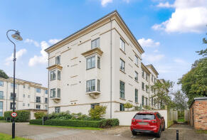 10, Sandford Court, Humphris Place, Cheltenham GL53 7FA