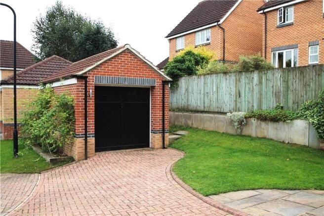 Detached Garage