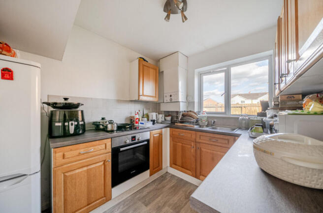 3 bed Semi-Detached for sale Image 4