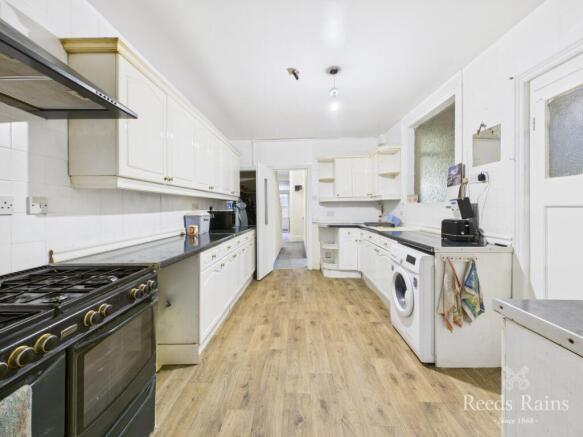 7 bed Terraced for sale Image 6