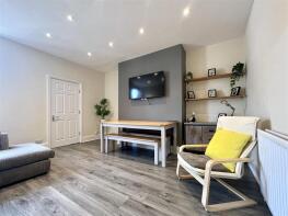 9, Forsyth Road, Newcastle Upon Tyne NE2 3DB