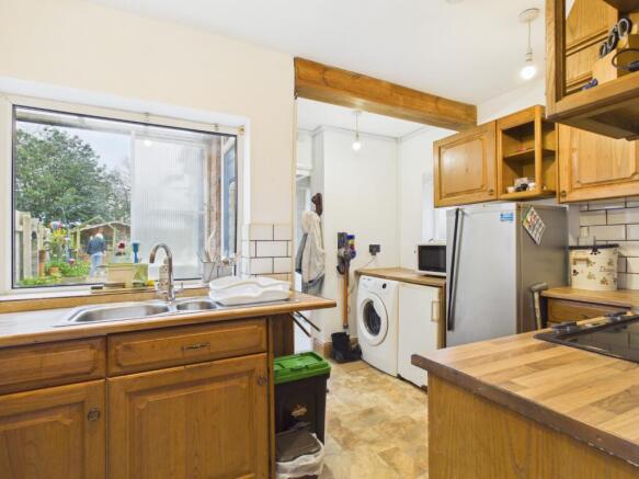 2 bed Terraced for sale Image 6