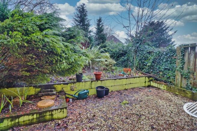 2 bed Flat to rent Image 7