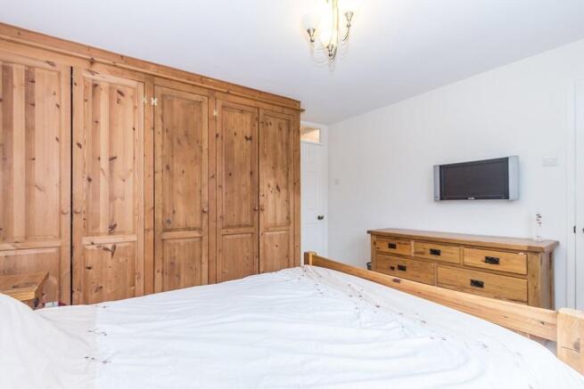 Master Bedroom - ...