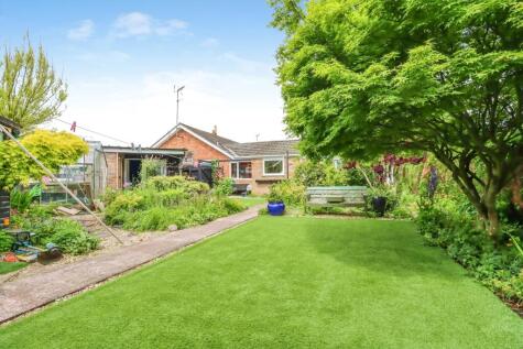 Oaklands Road, Wrexham, LL14