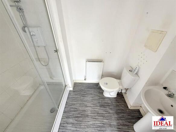 3 bed Semi-Detached for sale Image 8