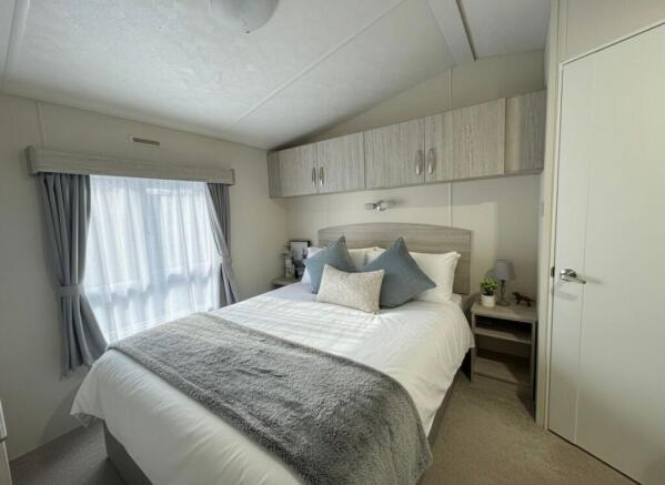 2 bed Caravan for sale Image 8