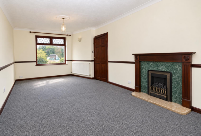 Photo Sitting Room 1.png