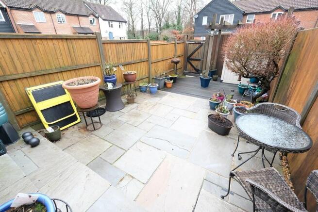 GARDEN 