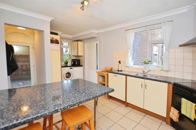Kitchen/Breakfast Room