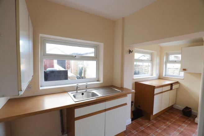 kitchen 01