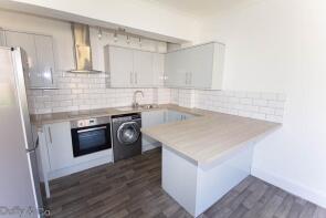 First Floor Flat, 19 21, Boltro Road, Haywards Heath RH16 1BP