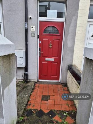 1 bed Flat Share to rent Image 4