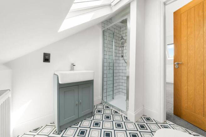 4 bed Terraced for sale Image 9