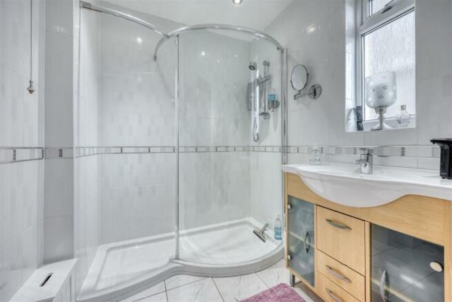 10_CROSSHOUSE_RD_CAMPSIE_GLEN_017.JPEG