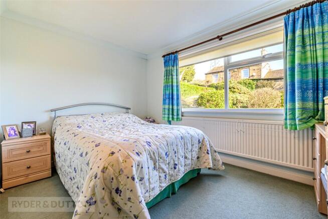 3 bed Detached Bungalow for sale Image 11