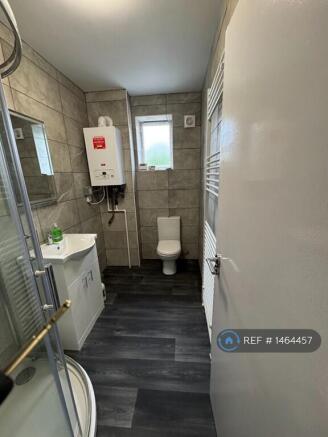 2 bed Flat to rent Image 7