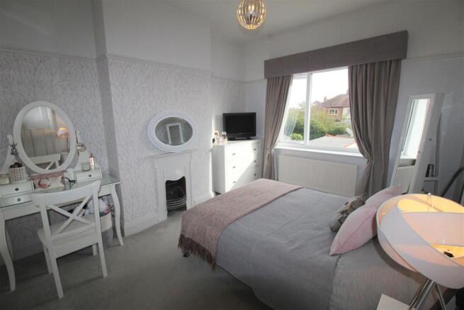 Cudworth Road, 26, bed 2.JPG