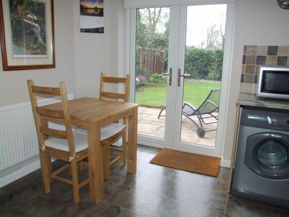 Kitchen/dining