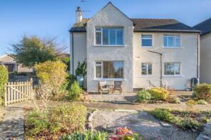 1, Cardrona Court, Grange-over-sands LA11 7AW
